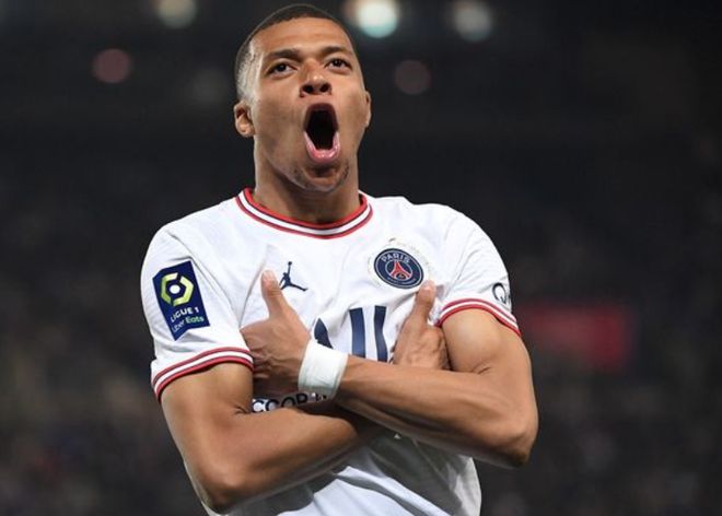 队正式将球 队正式将球